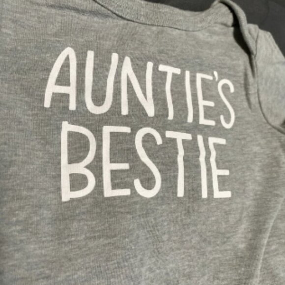 Auntie's Bestie Onesie - Picture 3 of 4